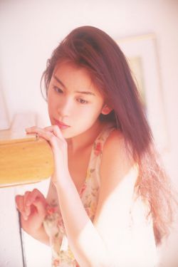 呦呦论坛小女孩图片
